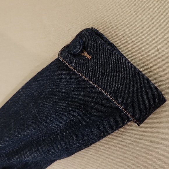 - DKNY. Y2K Short Jean Jacket  Size XS/S - Picture 6 of 11